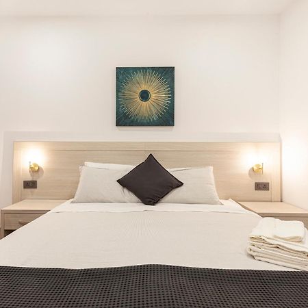 Guesthouse No. 48 Msida Bagian luar foto