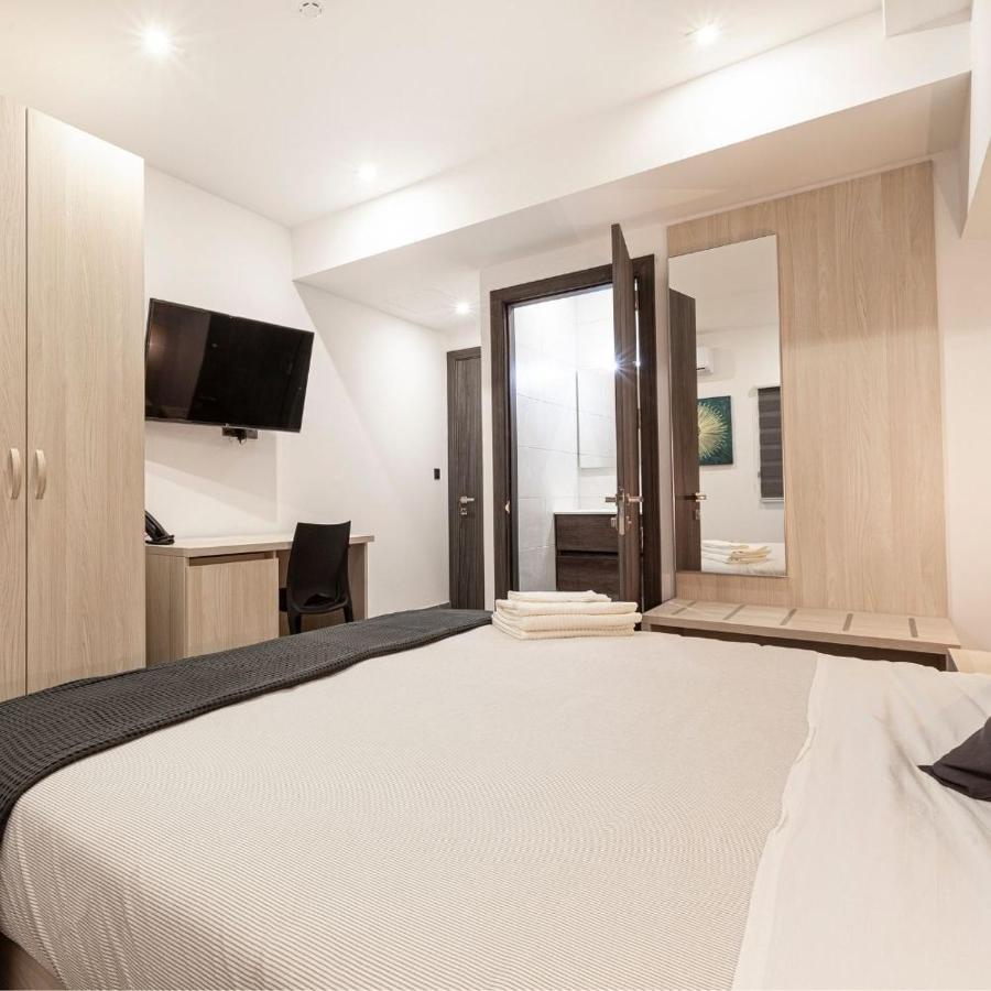 Guesthouse No. 48 Msida Bagian luar foto