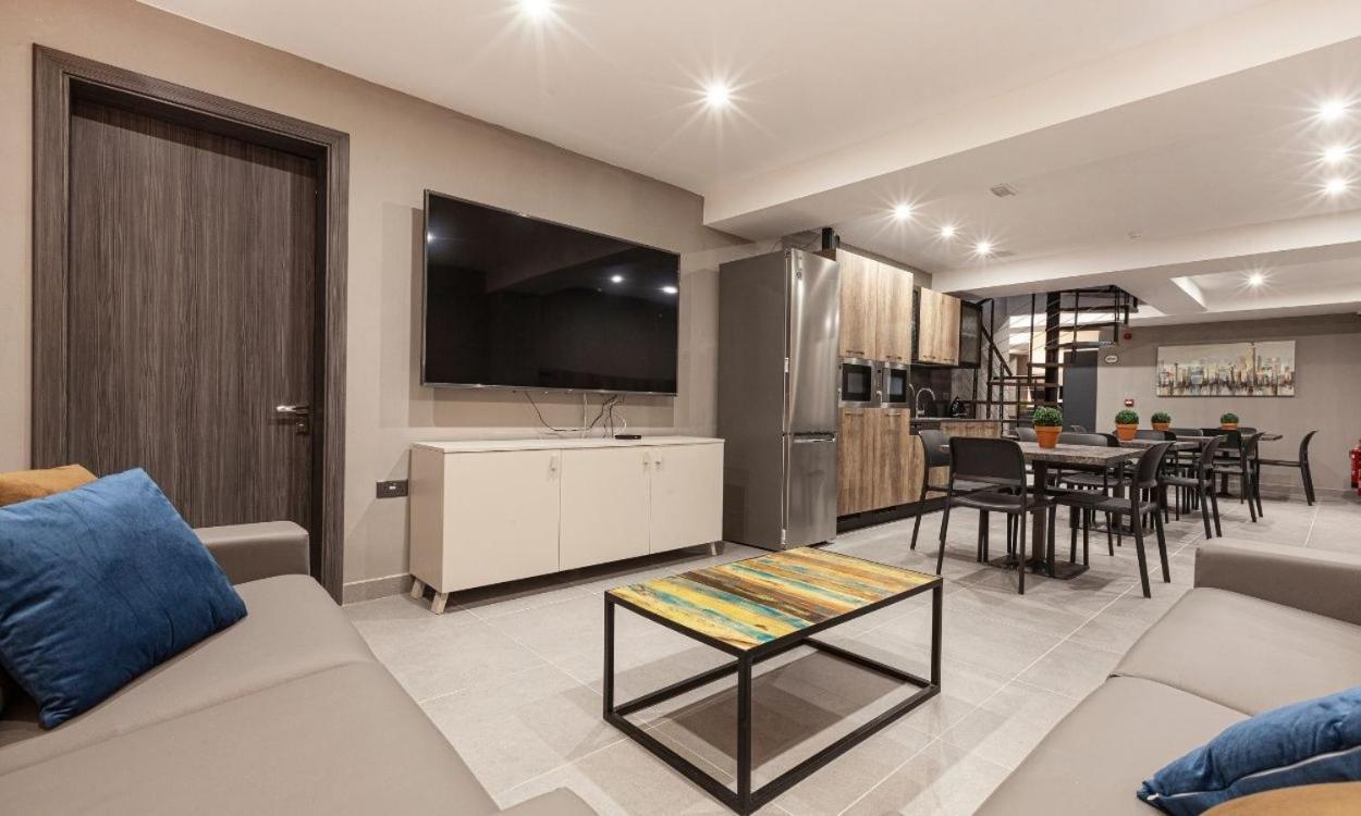 Guesthouse No. 48 Msida Bagian luar foto