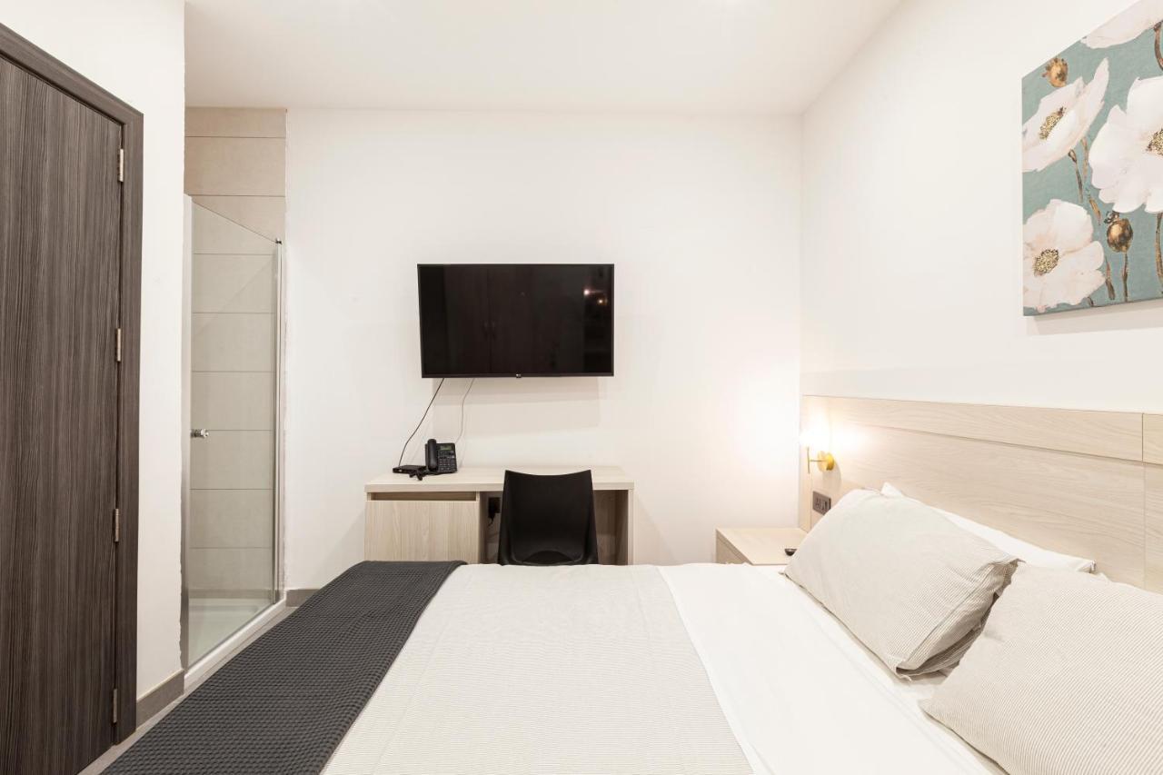 Guesthouse No. 48 Msida Bagian luar foto